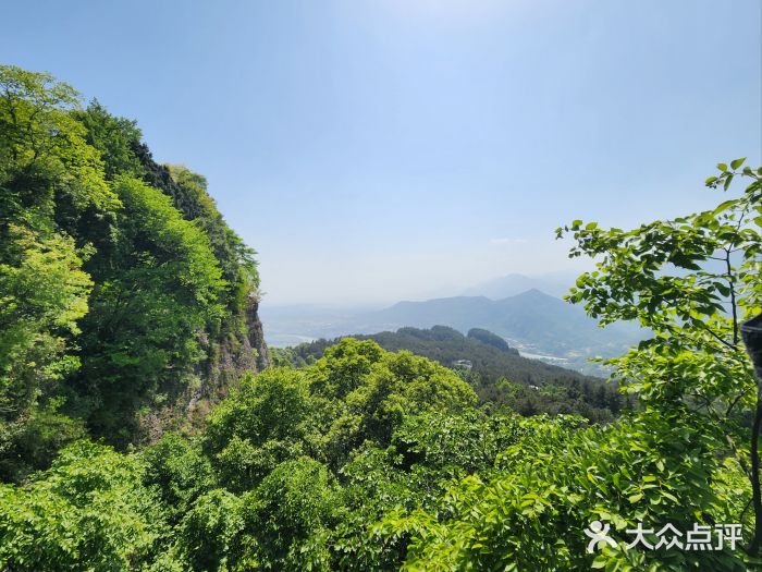 窦圌山风景区图片