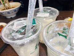 -爆炸头阿姨小四川正宗川味小吃(无任何分店)