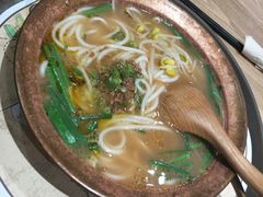 -妈妈故事米线(市府恒隆店)