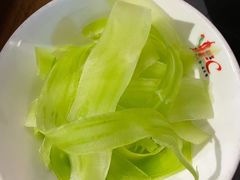 -杨肥肠火锅大排档(火车站花园店)