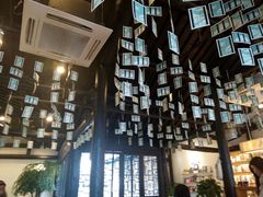 -猫的天空之城概念书店(杭州南宋御街店)