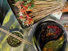 -郑记·古法黑砂锅串串(龙泉店)