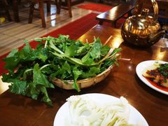 -岳记兴隆·青城腊排铜火锅(融创店)
