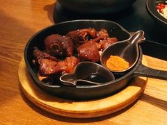 个旧烤猪蹄-云海肴·汽锅鸡·云南菜(苏州中心店)