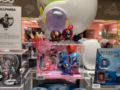 -泡泡玛特POPMART(蓝色港湾店)
