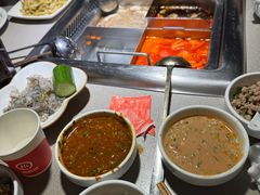 -海底捞火锅鲜切牛肉主题店(长寿路店)