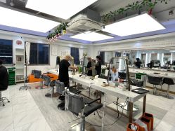 -镁连社·美联社