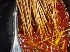 -钢管厂五区小郡肝串串香(蜀都万达店)