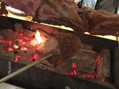 烤羊腿-关二碳烤羊腿(龙翔路店)
