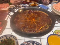 -旧街市鲜货老火锅(大光路店)