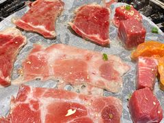 -匠牛亭·锅物烧肉放题自助(昆百大·泰业城店)