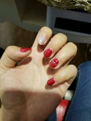 -伊人脱毛美甲美睫连锁机构