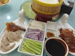 -大鸭梨烤鸭店(金顶街店)