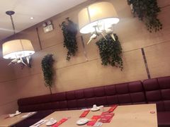 卡座-粤仔湾砂锅粥(广益哥伦布店)