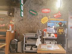 -肥汁米蘭香港米线(定西路店)