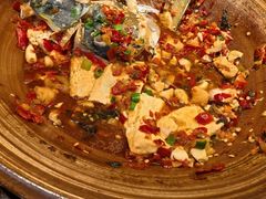 -阿瓦山寨·湘菜现炒·剁椒鱼头王(咸阳总店)