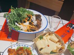 -喜悦小串丹东小黄牛海鲜烧烤大排档(民主广场店)