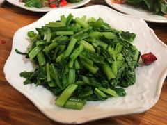 -小锅巴纳西餐厅