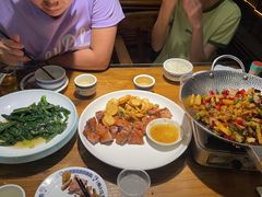 -老唐三下锅 ·张家界地标美食(溪布街店)
