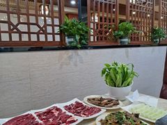 -粤潮牛肉火锅店(江南大道店)