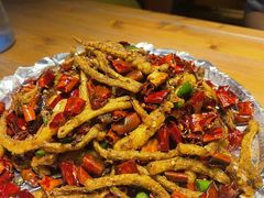 -临界音乐酒馆·小龙虾·江湖菜(华熙LIVE·鱼洞店)