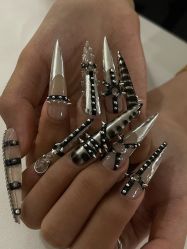 -171 Naillife