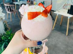 草莓雪融-风甜日暖·星座主题甜点(东二环泰禾店)