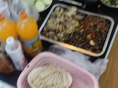 -亮欢寨酸汤鱼(沙冲路店)