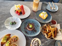 -Hi City·城市之巅