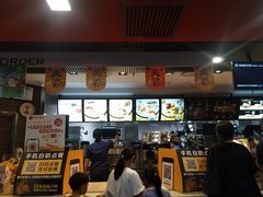 -麦当劳(海岸城店)
