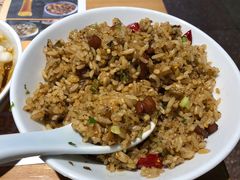盐菜脆哨饭-怪噜范·老贵阳街头名小吃(汇金星力城店)