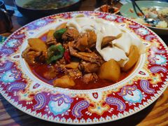 沙湾大盘鸡-塔哈尔·新疆盛宴(城西银泰店)