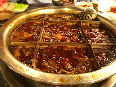-邓莽子老火锅(中兴路总店)
