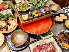 -楠小云·云南鲜菌·鲜牛自助火锅(九眼桥店)