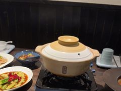 自助取餐区-乔街深夜食堂·台州菜·高压锅生蚝(杭州总店)