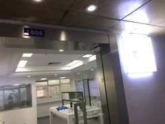 门面-造寸眼镜·蔡司官方授权店(东门店)