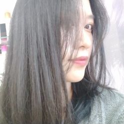 -虫二·专注健康烫染沙龙
