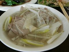 罩火烧-金卯白肉罩火烧
