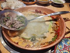 -洱火云南酸菜牛肉火锅(石景山当代商城店)