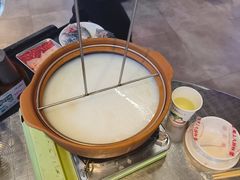 -楼上大排档·顺德菜·粥水·鱼生(苗栗路店)