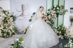 -拉瑞娜LaReine婚纱礼服高级定制