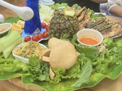-沐毫傣泐云南菜孔雀宴•手抓饭傣味烧烤(曼听公园店)