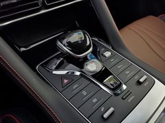 -比亚迪上海弘仁4S(杨浦店)