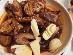 -老鼎万春卤菜(五代传承创始老店)