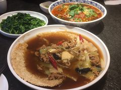 -万重锦·人文川菜馆(骡马市店)