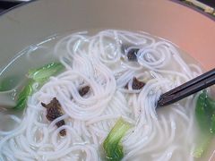 -粉观右江西鲜辣米粉(天地店)