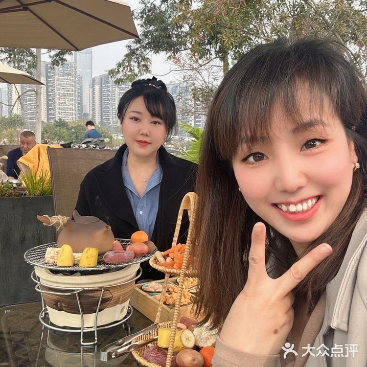 🌹……浪漫玫瑰主题火锅，小仙女们别错过哦