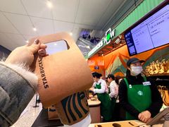 -星巴克(上海虹桥站2A检票口)