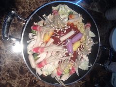 首尔焖鲜汇(日月光店)-猪啊牛呀羊啊铜盘烤肉(正大广场店)