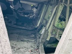 -四川汶川特大地震漩口中学遗址
